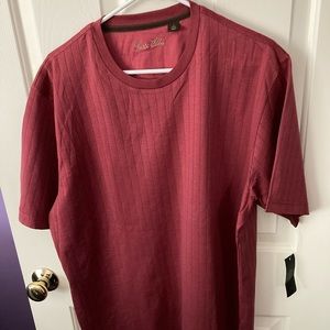 Men’s Tasso Elba refined shirt. Size: L